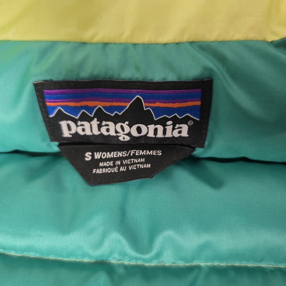 Patagonia Women's Sweater Vest Puffer - Picture 10 of 10